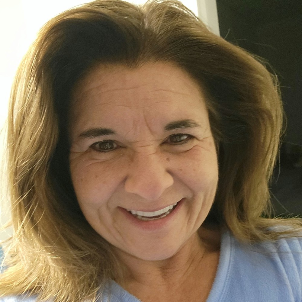 Meet your Posher, Leslie